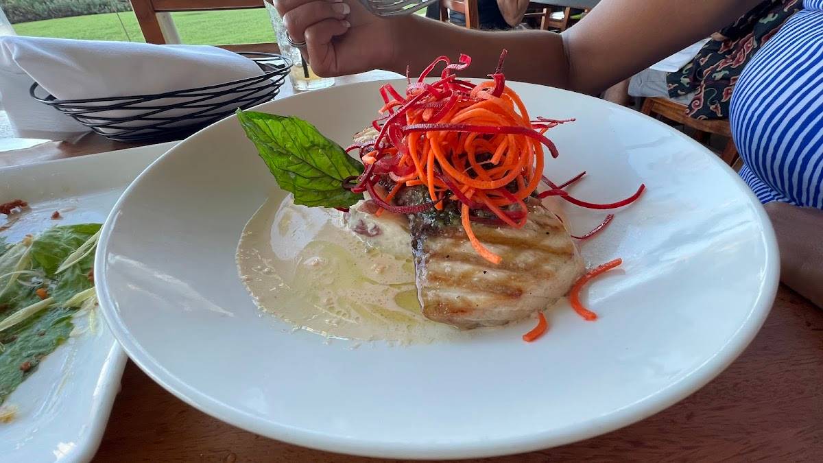 Haleiwa Joe's restaurant in Haleiwa - photo 3
