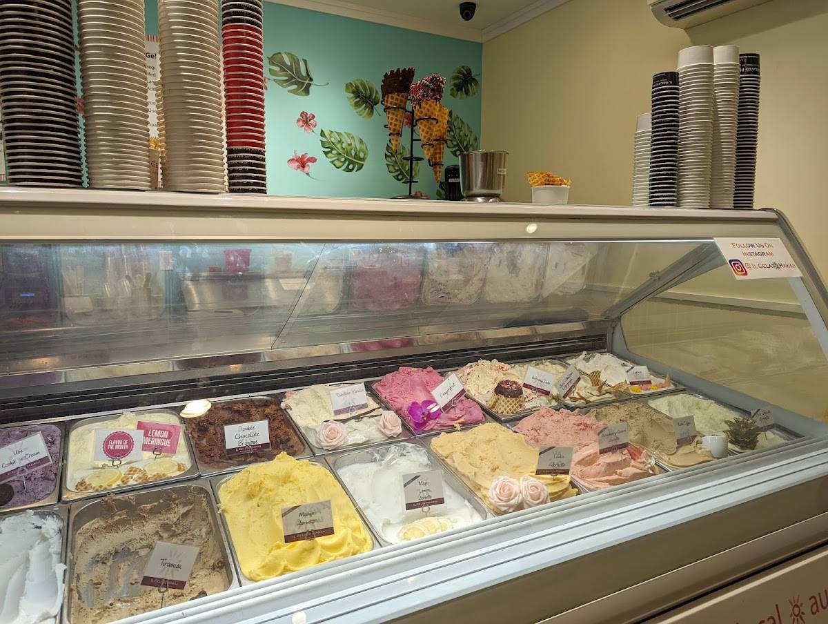 IL Gelato Cafe Haleiwa restaurant in Haleiwa - photo 4