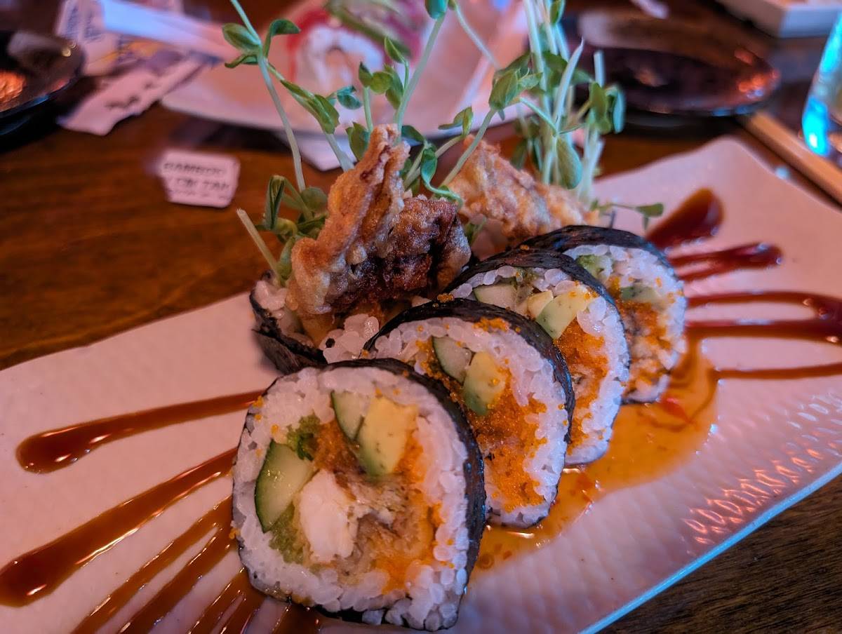 Banzai Sushi Bar restaurant in Haleiwa - photo 3