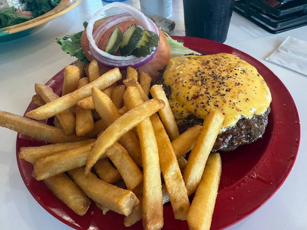Obi's Fillin' Station restaurant in St Augustine - photo 4