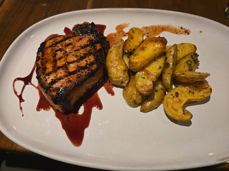 Harvest & Reel at Embassy Suites Resort St Augustine Beach restaurant in St Augustine - photo 2