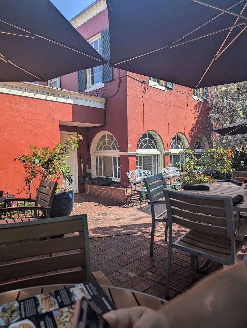 Harry's Seafood, Bar & Grille
