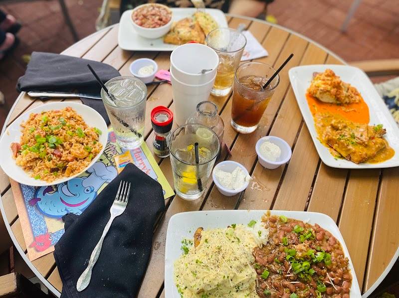 Harry's Seafood, Bar & Grille restaurant in St Augustine - photo 3