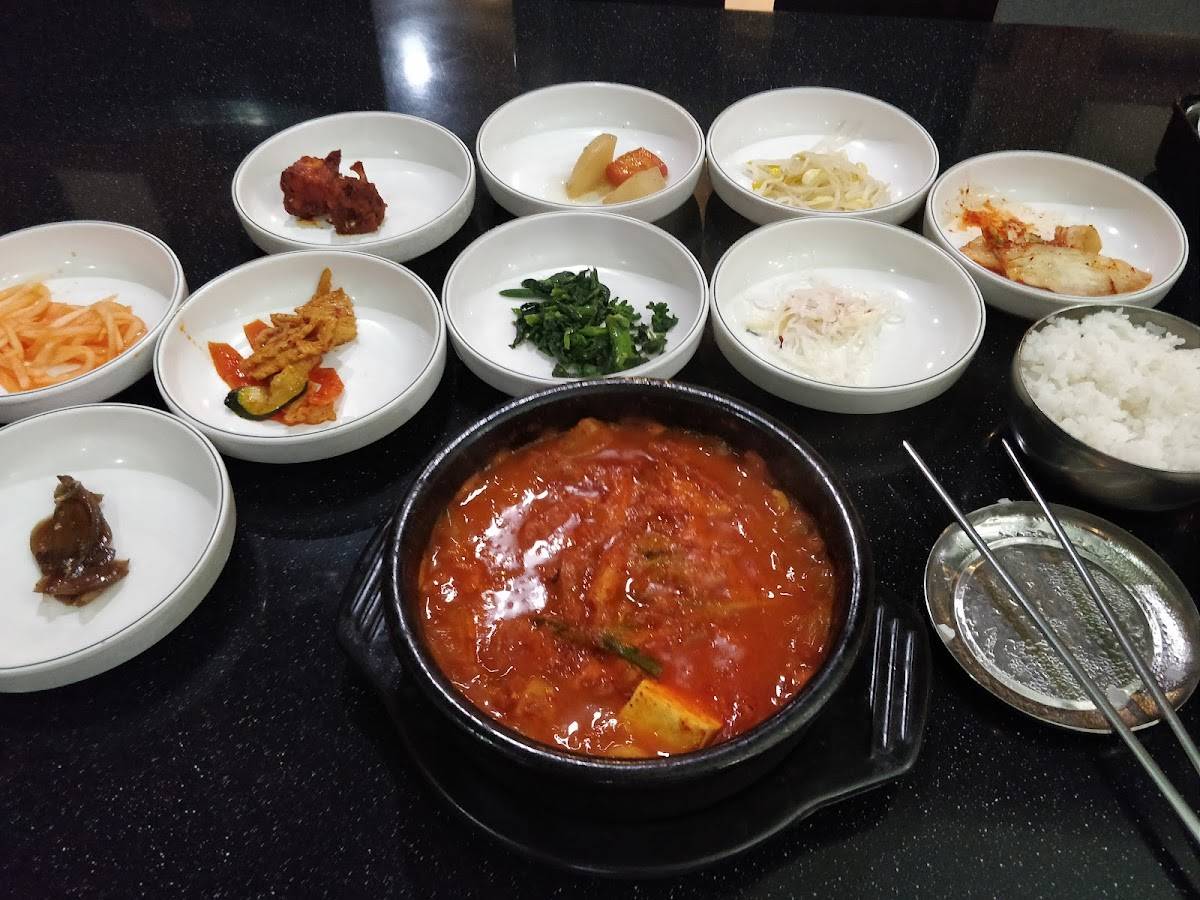 Hae-Nam Kalbi & Calamari restaurant in Shoreline - photo 2