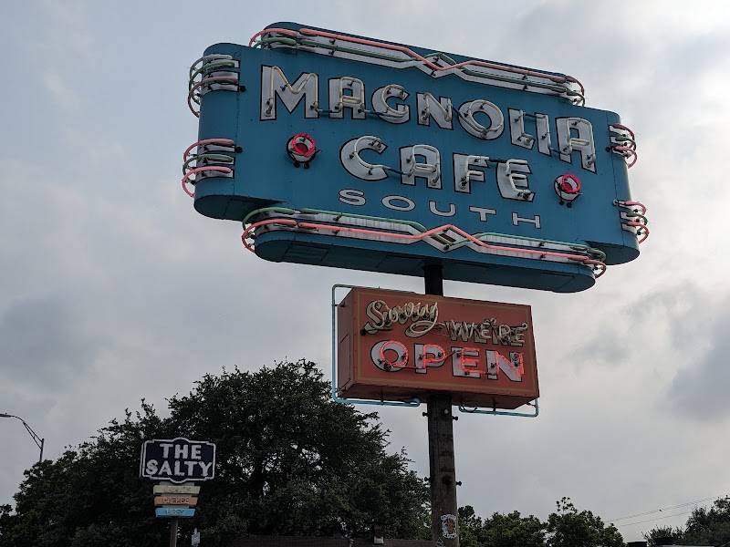 Magnolia Cafe restaurant in Austin - photo 4