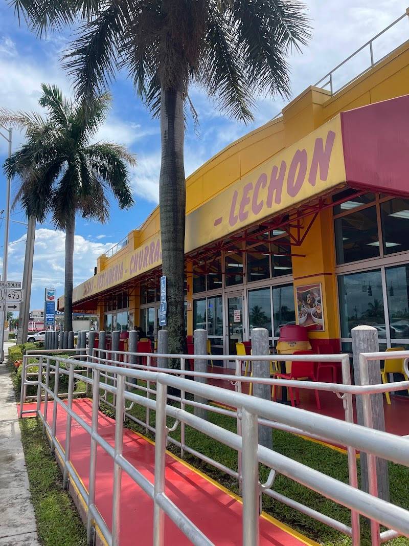 El Palacio de los Jugos restaurant in Miami - photo 4