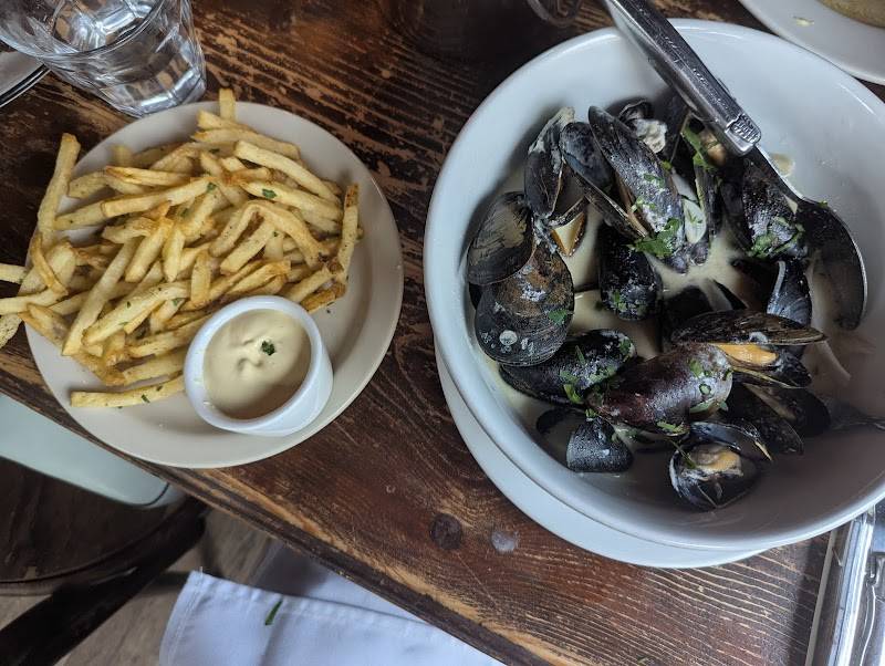 Justine's restaurant in Austin - photo 3