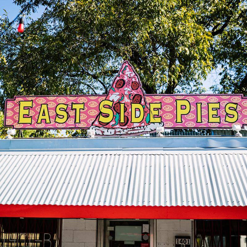East Side Pies restaurant in Austin - photo 3