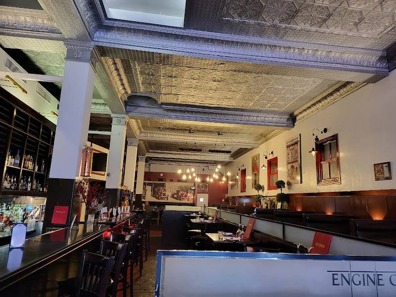 Engine Co. No. 28 restaurant in Los Angeles - photo 4