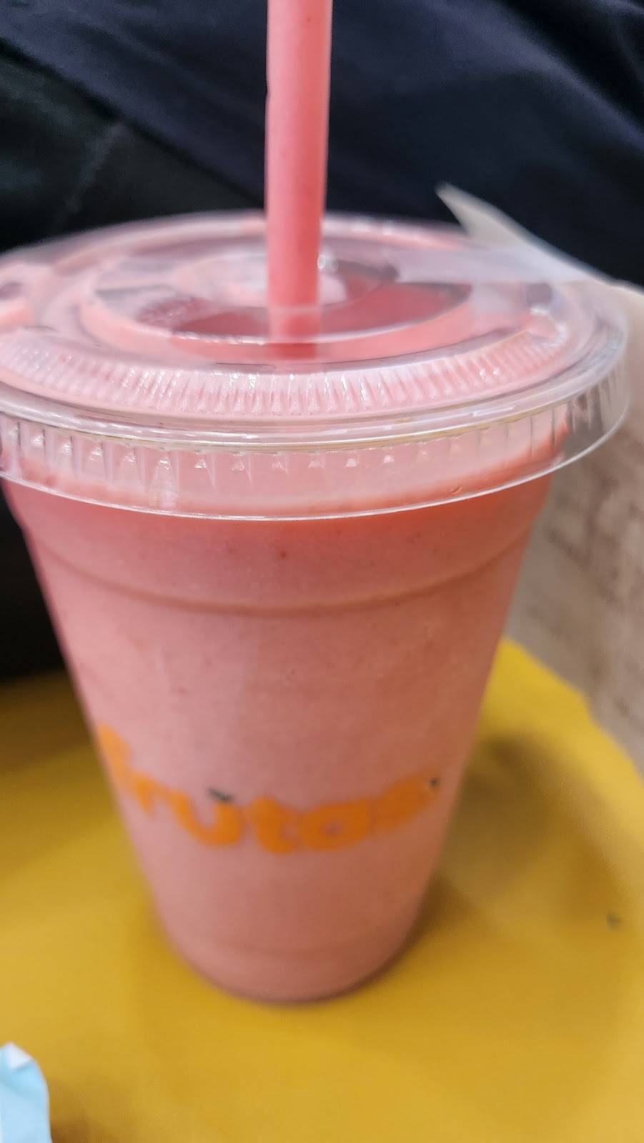 FRUTAS 100% NATURAL restaurant in National City - photo 3