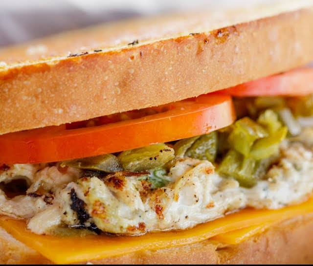 Baggin's Gourmet Sandwiches at The William Center restaurant in Tucson - photo 4