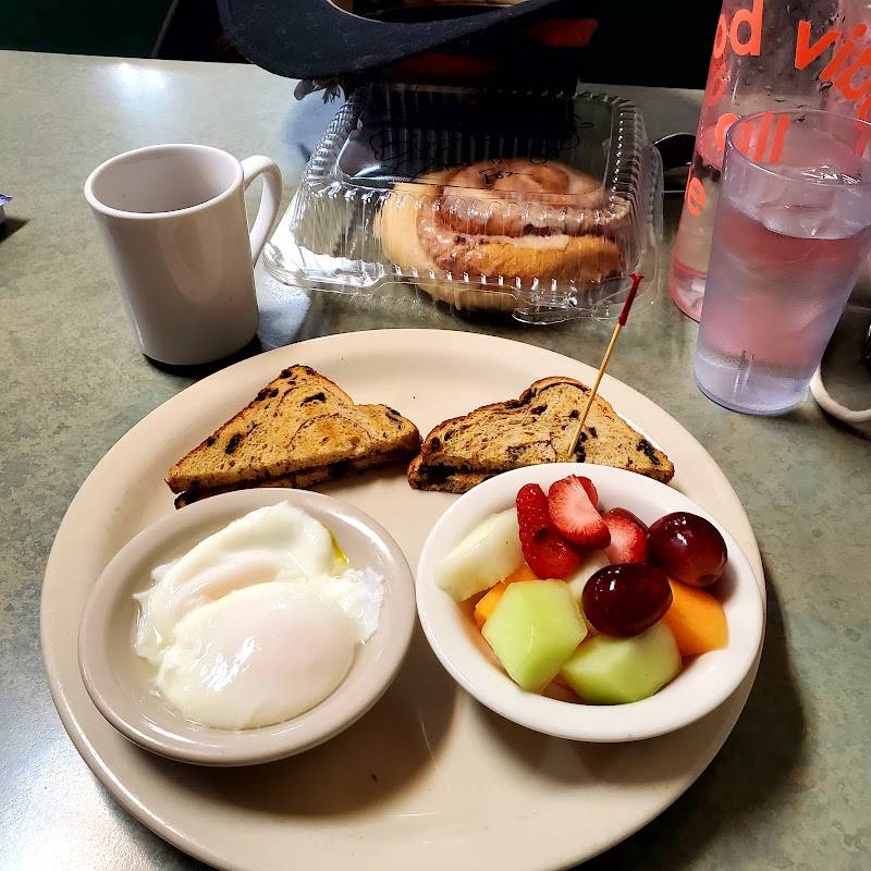 The Hungry Fox Restaurant & Country Store restaurant in Tucson - photo 2