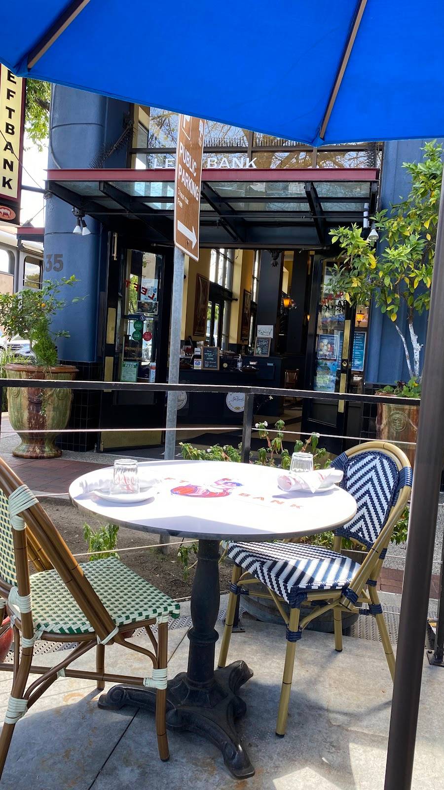 Left Bank restaurant in Menlo Park - photo 2