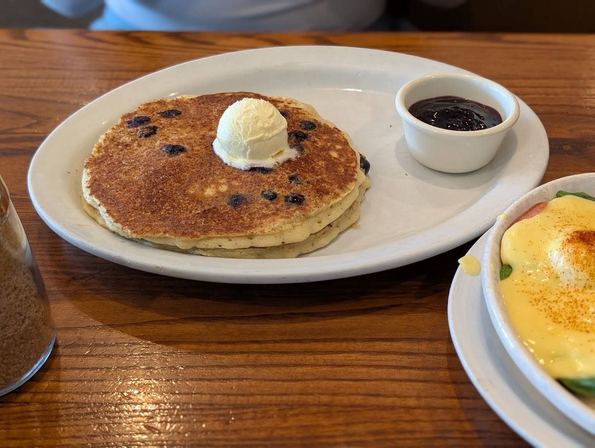 STACKS Menlo Park restaurant in Menlo Park - photo 3