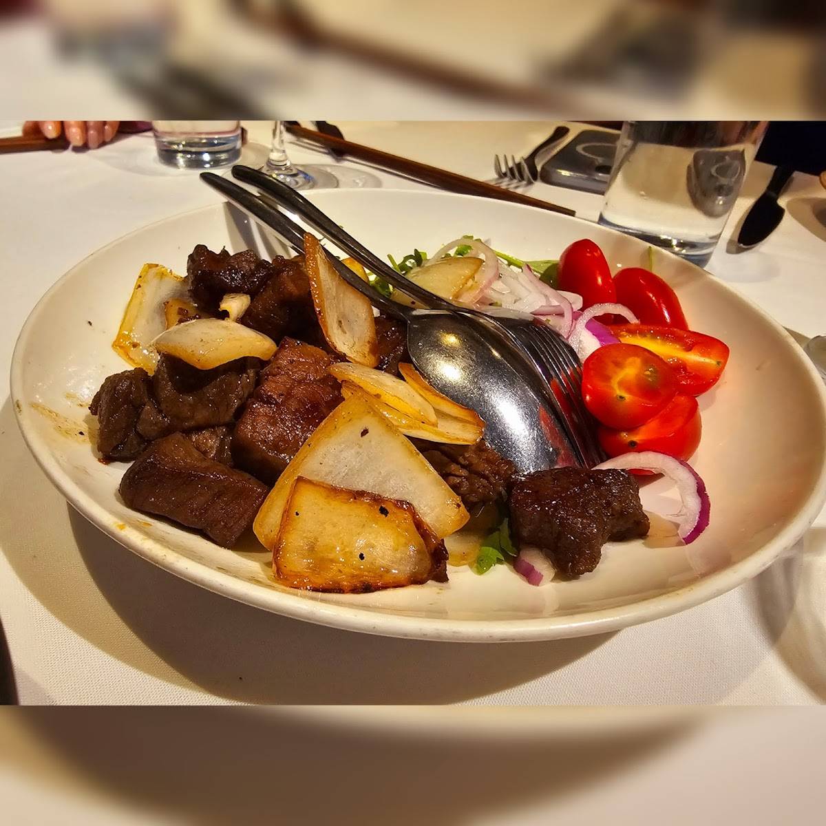 Tamarine Restaurant & Gallery restaurant in Palo Alto - photo 4