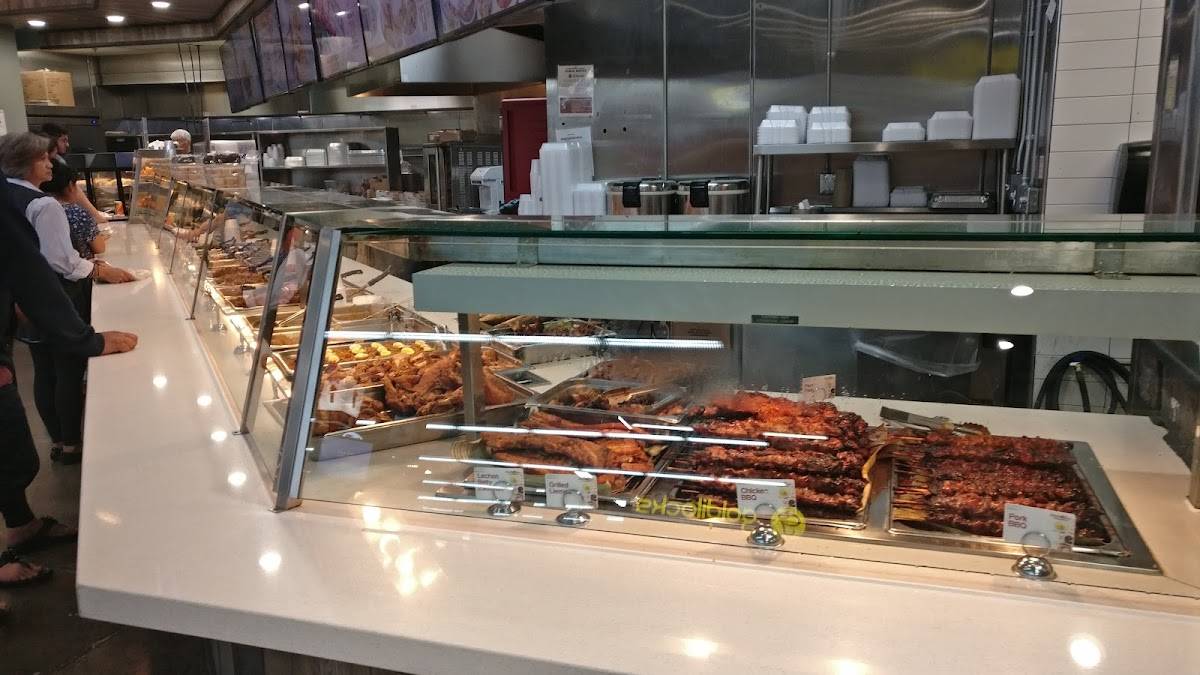 Island Pacific Supermarket and Seafood restaurant in Santa Clarita - photo 4