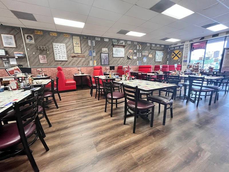 Crazy Otto's Diner restaurant in Santa Clarita - photo 5