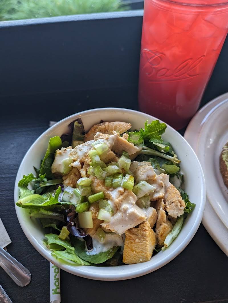 Eat Real Cafe #2 restaurant in Santa Clarita - photo 4