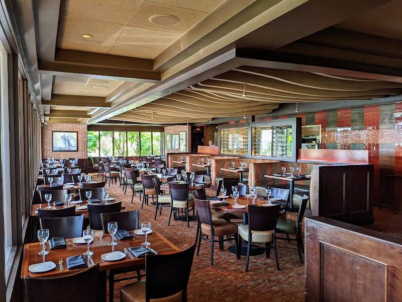 Brigantine Seafood & Oyster Bar restaurant in San Diego - photo 5