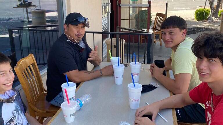 Fuddruckers restaurant in Albuquerque - photo 3