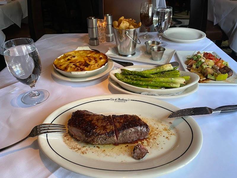 Vic & Anthony's Steakhouse restaurant in Houston - photo 4