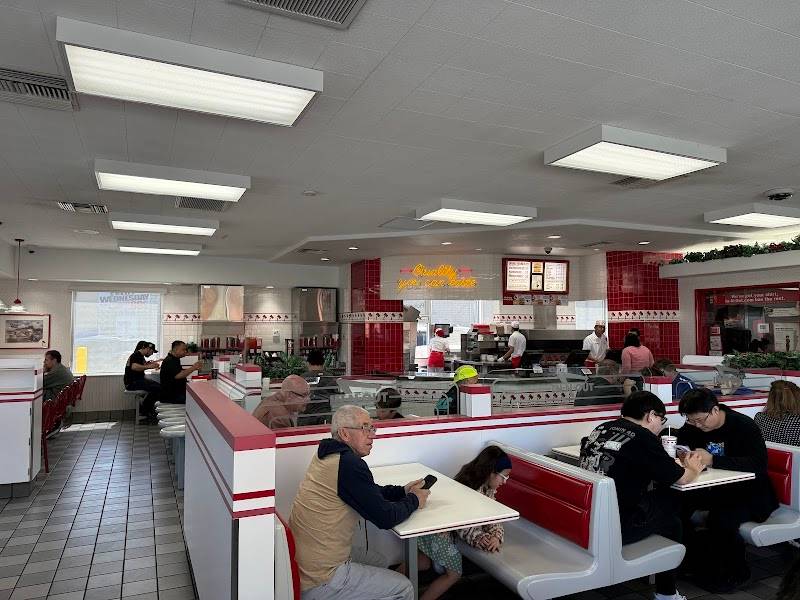 In-N-Out Burger restaurant in Las Vegas - photo 2