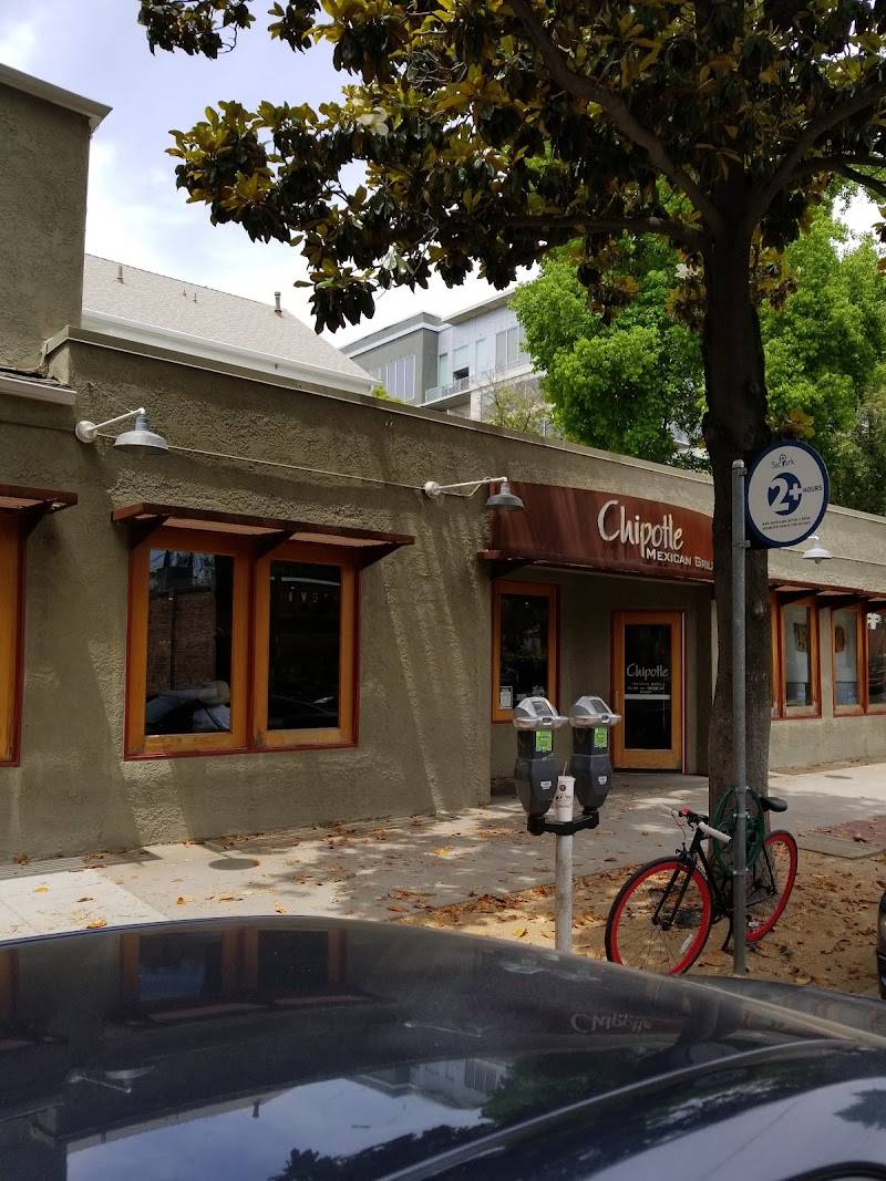 Chipotle Mexican Grill restaurant in Sacramento - photo 4
