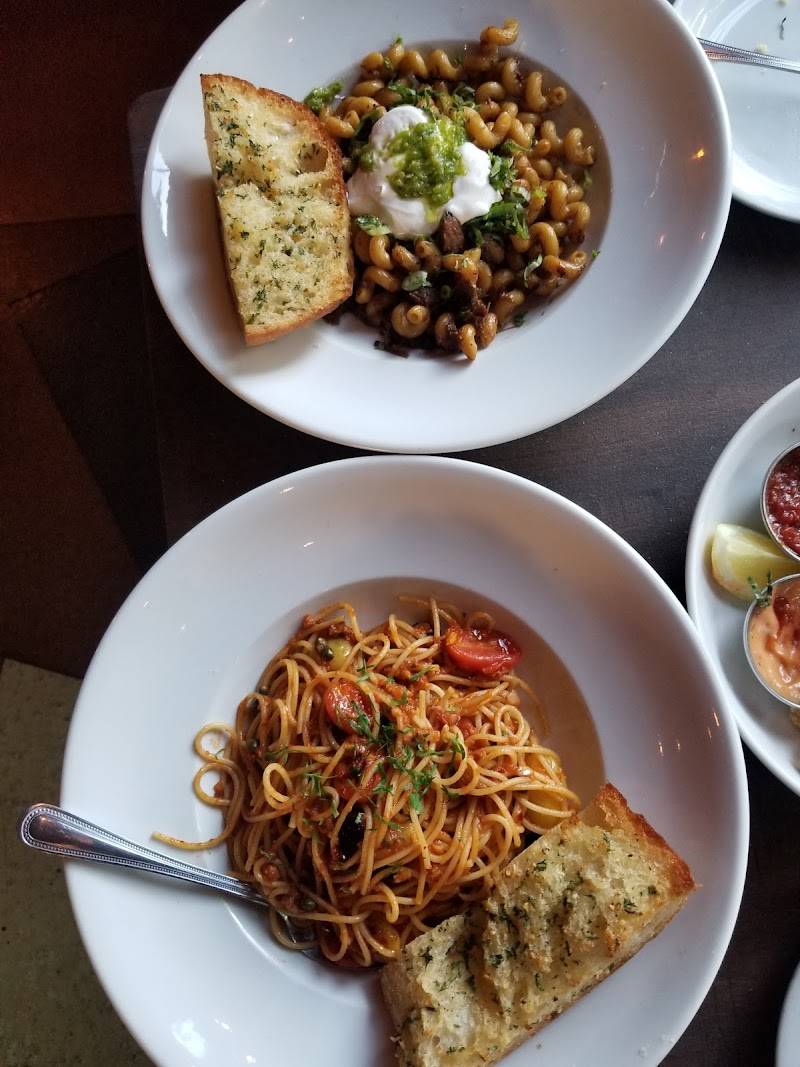Paesanos restaurant in Sacramento - photo 4