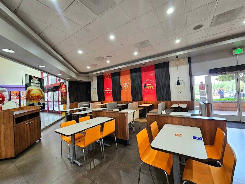 Jollibee restaurant in Rancho Cucamonga - photo 2