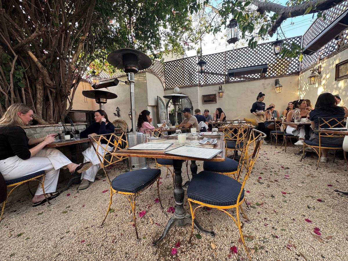 Ca Del Sole restaurant in Los Angeles - photo 5