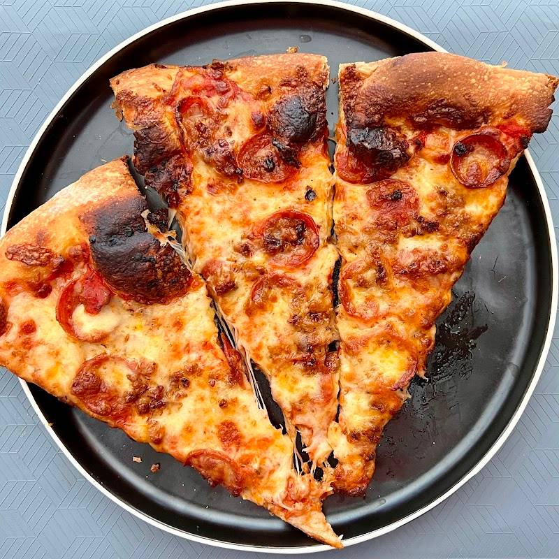 Slice on Broadway-Beechview restaurant in Pittsburgh - photo 4