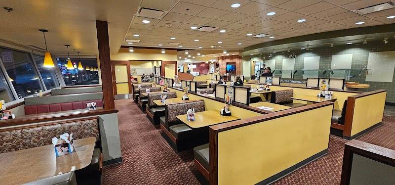 Eat'n Park restaurant in Pittsburgh - photo 4