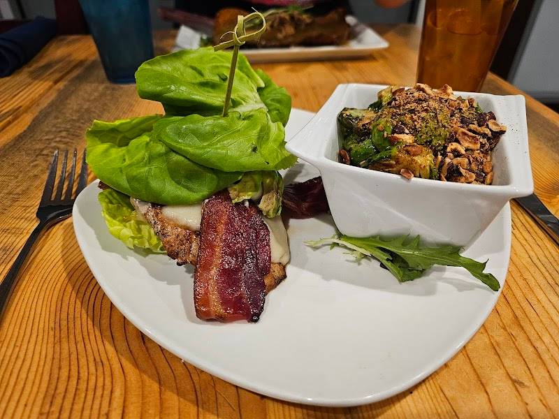 Washoe Public House restaurant in Reno - photo 3