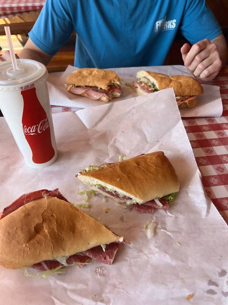 Pub N' Sub restaurant in Reno - photo 5