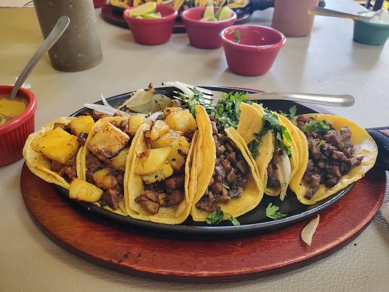 Tacos La Carreta Asadero restaurant in Houston - photo 4