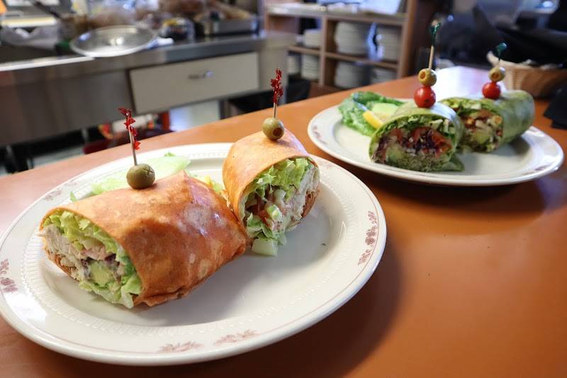 The Steinbeck House Restaurant restaurant in Salinas - photo 3