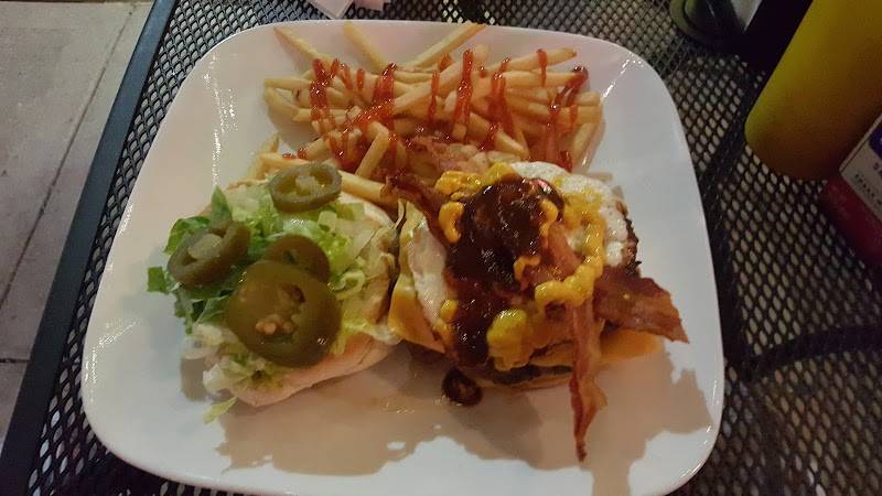 Muncheez restaurant in Miami Beach - photo 5