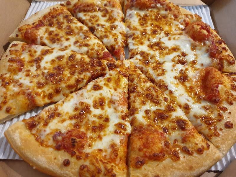 Pizza Hut restaurant in Miami Beach - photo 4