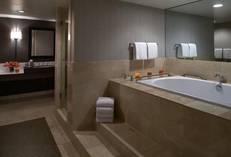 Kimpton Hotel Vintage Seattle restaurant in Seattle - photo 3