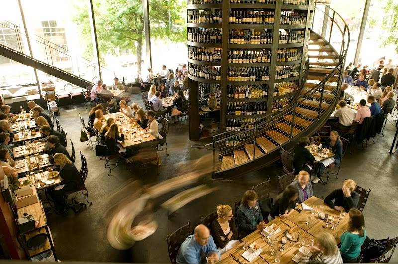 Purple Café and Wine Bar restaurant in Seattle - photo 5