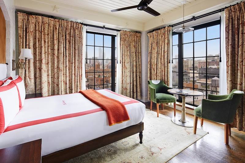 The Bowery Hotel restaurant in New York - photo 2