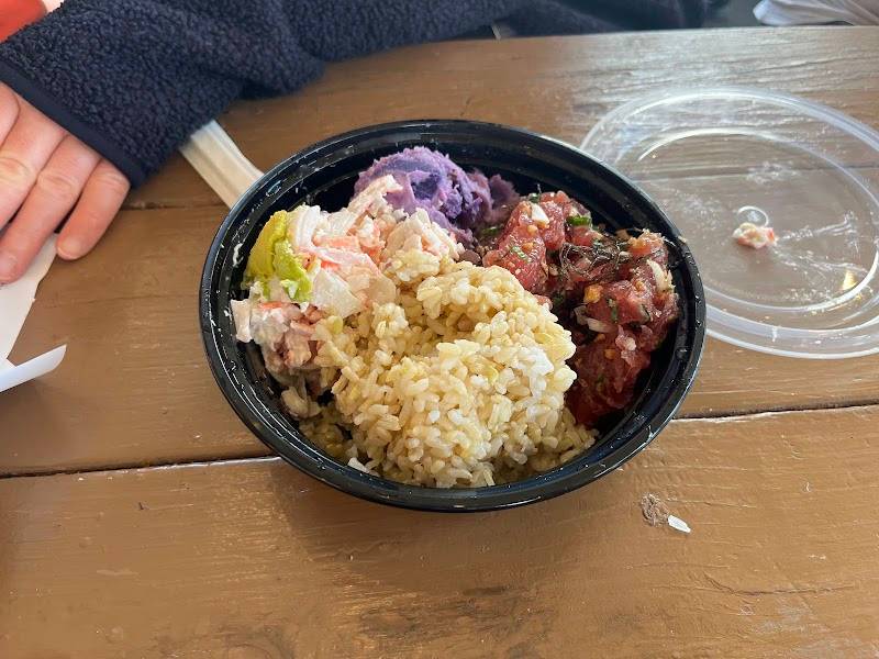 Poke N Sides @ the Hilo Farmers Market restaurant in Hilo - photo 3