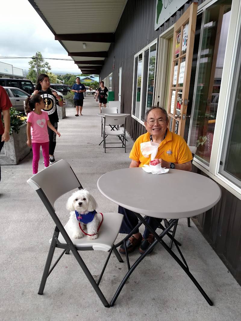Lani's Island Snack Shack restaurant in Hilo - photo 4
