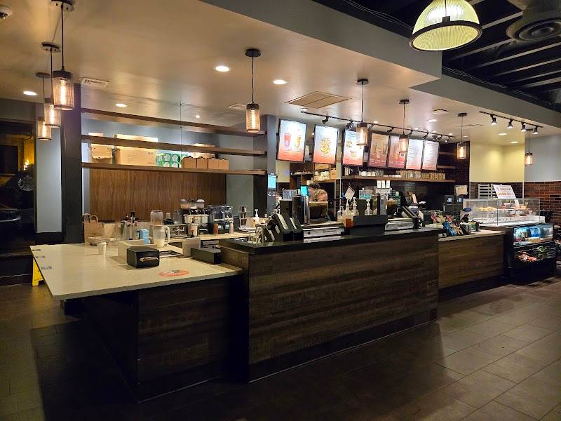 Starbucks restaurant in Hilo - photo 3