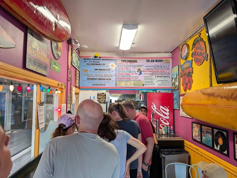 Surf Burger restaurant in Kamuela - photo 2