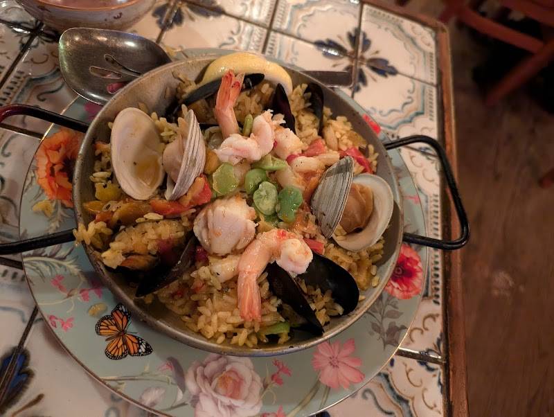 Dali restaurant in Somerville - photo 4