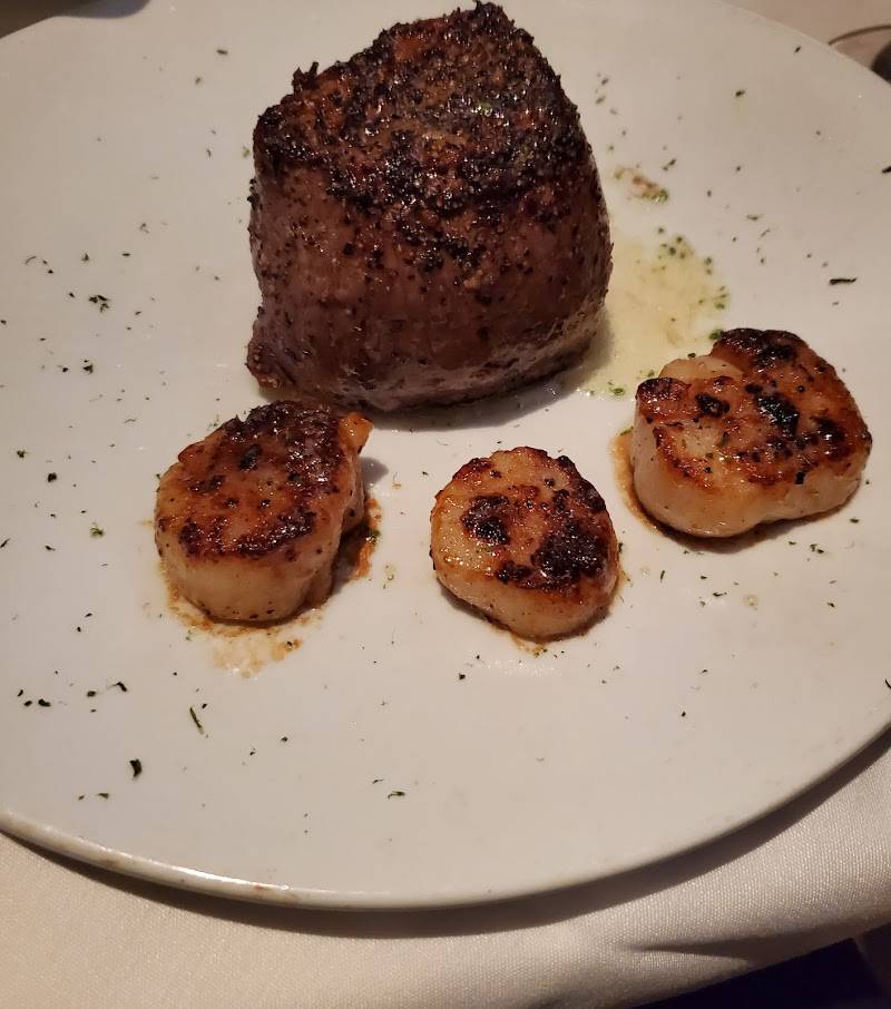 Fleming’s Prime Steakhouse & Wine Bar restaurant in Houston - photo 3