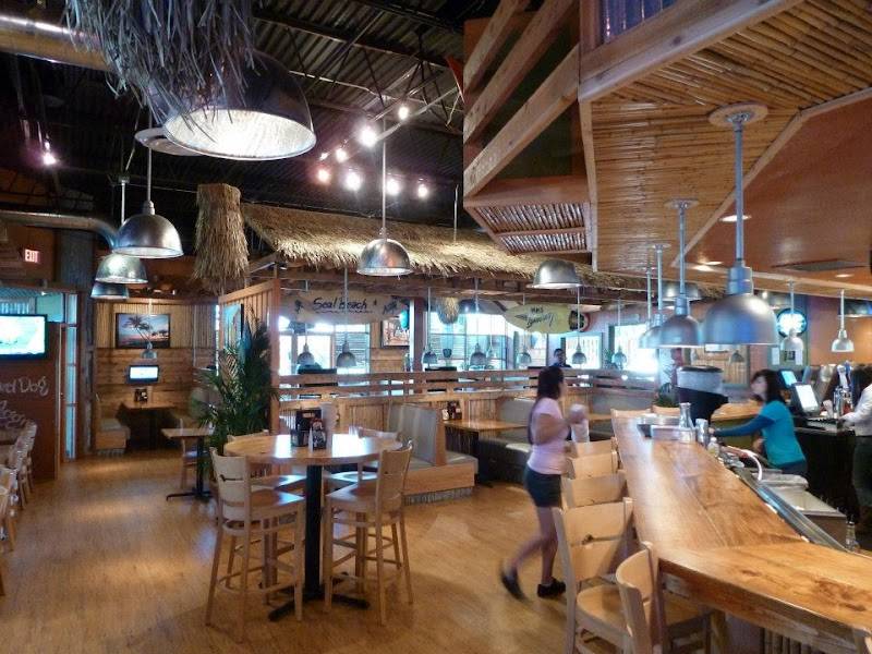 Malibu Shack Grill & Beach Bar restaurant in San Antonio - photo 4