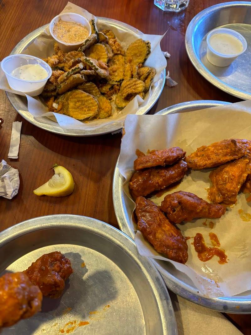 Hooters restaurant in Albuquerque - photo 3