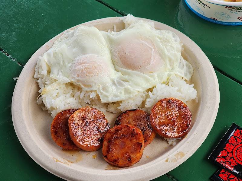 Rainbow Drive-In restaurant in Honolulu - photo 3